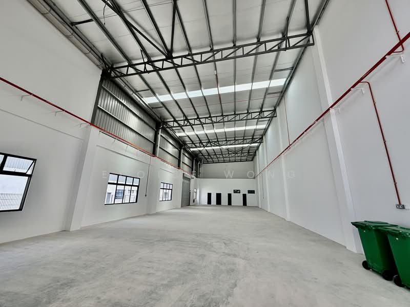 Factory for Rent in Taman Perniagaan Setia (Johor Bahru) - Eloise Wong - Interior - PropertyGuru.com.my