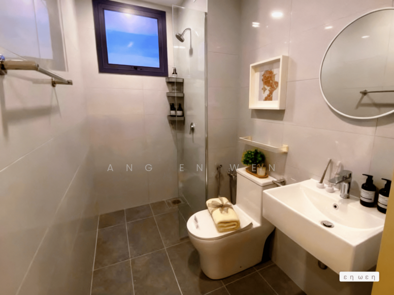 Service Residence for Sale at Pinnacle Bukit Gambier - Ang En Wen - Bathroom - PropertyGuru.com.my