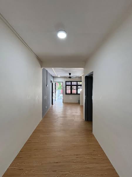 2-storey Terraced House for Sale in Bandar Putra (Kulai) - Marcus Tey - Corridor - PropertyGuru.com.my