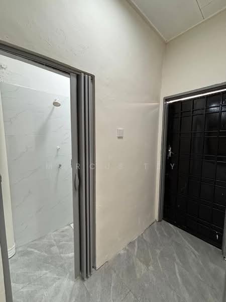 2-storey Terraced House for Sale in Bandar Putra (Kulai) - Marcus Tey - Bathroom - PropertyGuru.com.my