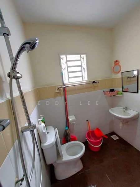 2 Storey House Bandar Sri Kesuma Semenyih untuk Untuk Disewa - RM 1,700 /bulan, Mac 2026 - Bathroom - PropertyGuru.com.my