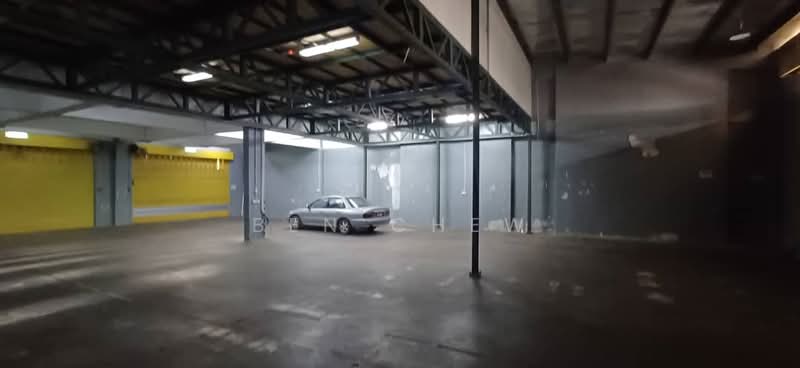 Terrace Factory for Rent in Taman Perindustrian Meranti Jaya (Puchong) - Ben Chew - Car Park - PropertyGuru.com.my