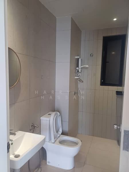 Kenwingston Avenue untuk Untuk Disewa - RM 2,000 /bulan, Mac 2026 - Bathroom - PropertyGuru.com.my