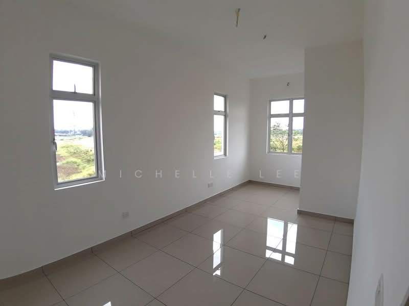 2-storey Terraced House for Sale in Bandar Rimbayu (Telok Panglima Garang) - Michelle Lee - Interior - PropertyGuru.com.my