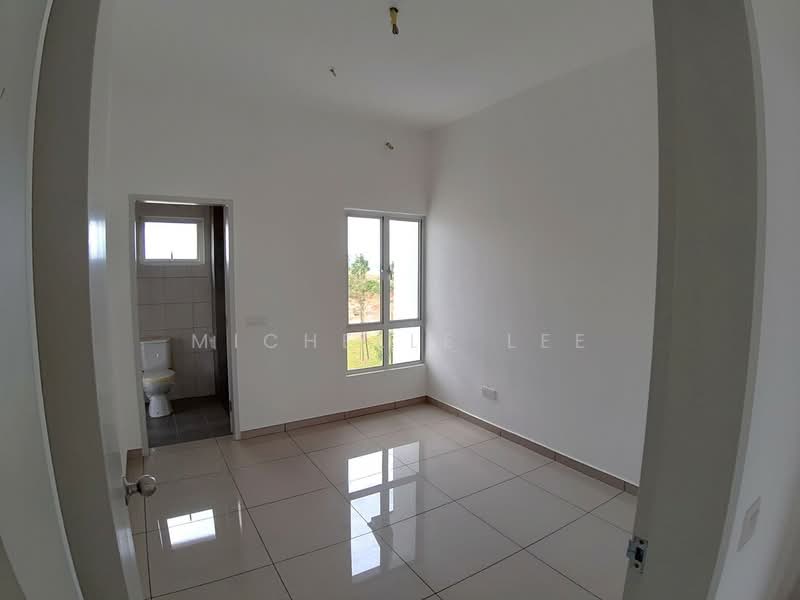 2-storey Terraced House for Sale in Bandar Rimbayu (Telok Panglima Garang) - Michelle Lee - Interior - PropertyGuru.com.my