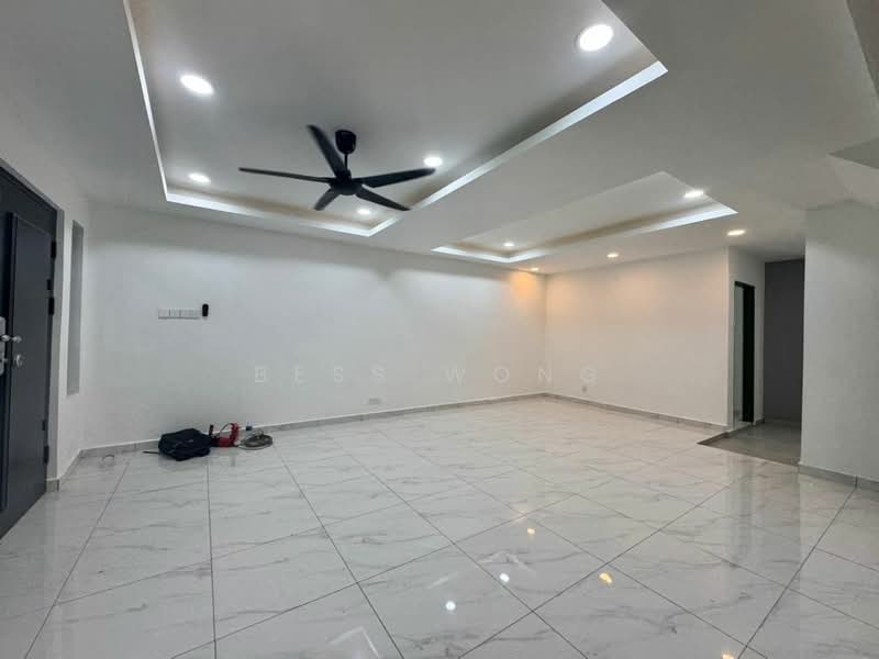 Taman permas jaya untuk Untuk Dijual - RM 608,000, Mac 2026 - Living Room - PropertyGuru.com.my