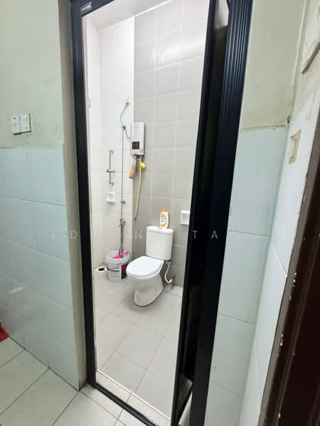 2-storey Terraced House for Sale in Taman Nusa Sentral (Iskandar Puteri (Nusajaya)) - Edmond Tang - Bathroom - PropertyGuru.com.my