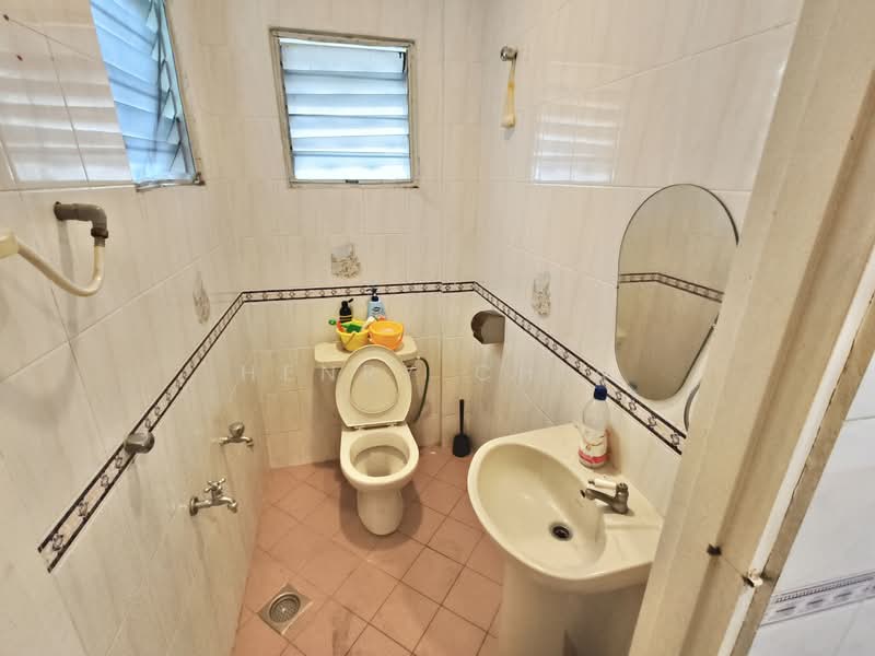 2-storey Terraced House for Sale in Taman Midah (Cheras) - Henry Chia - Bathroom - PropertyGuru.com.my