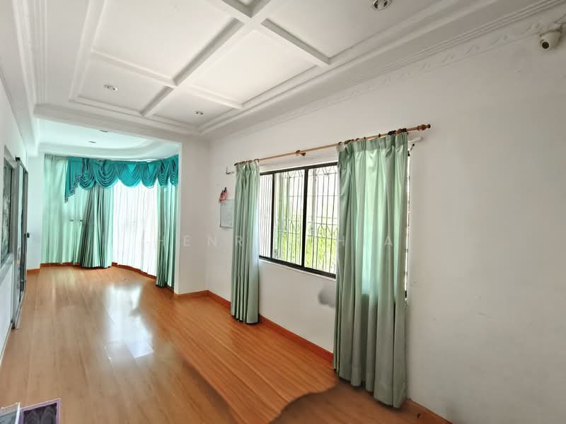 2-storey Terraced House for Sale in Taman Midah (Cheras) - Henry Chia - Living Room - PropertyGuru.com.my