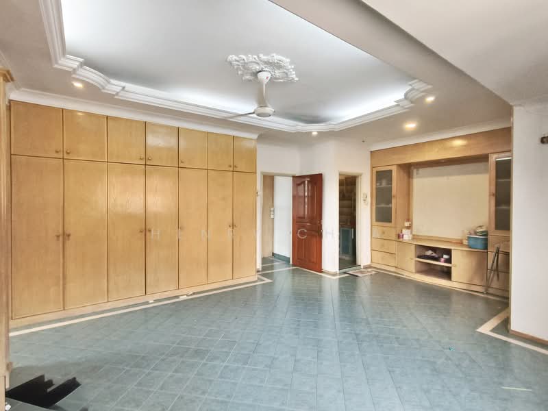2-storey Terraced House for Sale in Taman Midah (Cheras) - Henry Chia - Living Room - PropertyGuru.com.my