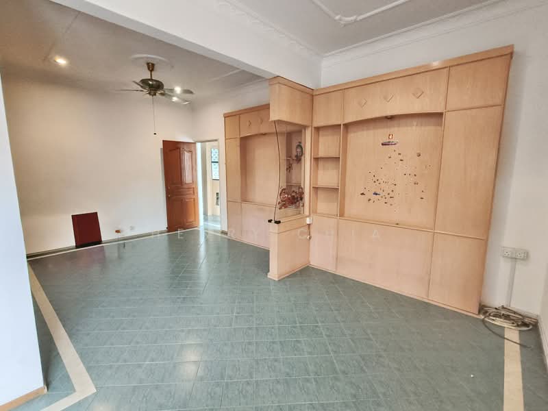 2-storey Terraced House for Sale in Taman Midah (Cheras) - Henry Chia - Living Room - PropertyGuru.com.my