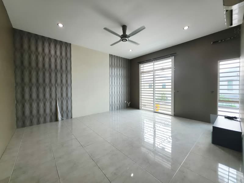 2-storey Terraced House for Sale in Ipoh (Perak) - Jessey Ng - Living Room - PropertyGuru.com.my
