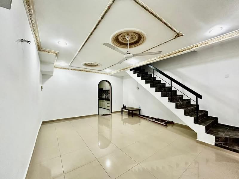 Taman Sri Rampai untuk Untuk Dijual - RM 560,000, Mac 2026 - Living Room - PropertyGuru.com.my