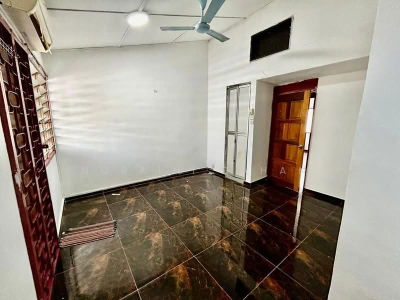 Taman Sri Rampai untuk Untuk Dijual - RM 560,000, Mac 2026 - Interior - PropertyGuru.com.my