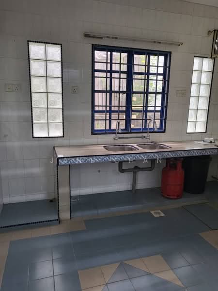 Bandar Sri Damansara untuk Untuk Dijual - RM 1,280,000, Mac 2026 - Kitchen - PropertyGuru.com.my