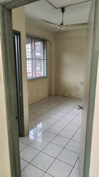 Apartment for Sale at Pangsapuri Kasturi Tiara - Eric Liew - Interior - PropertyGuru.com.my