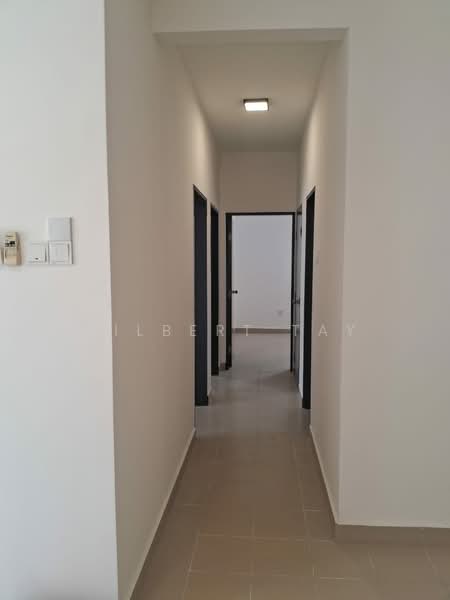 Apartment for Rent at Residensi Akasia Jubilee - Gilbert Tay - Corridor - PropertyGuru.com.my