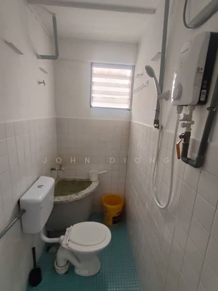 Flat for Rent at Desa Petaling Flat - John Diong - Bathroom - PropertyGuru.com.my