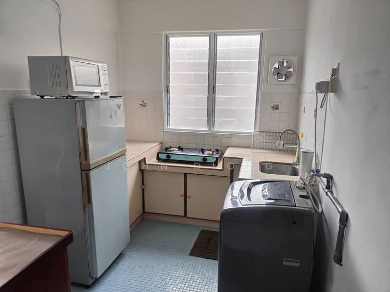 Flat for Rent at Desa Petaling Flat - John Diong - Kitchen - PropertyGuru.com.my