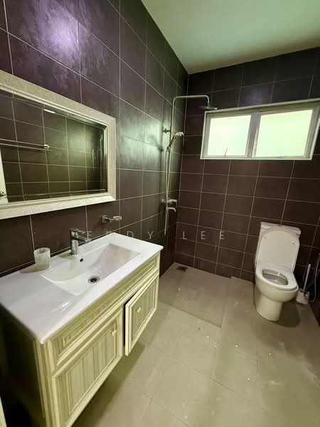Semi-Detached House for Rent in Shah Alam (Selangor) - Eddy Lee - Bathroom - PropertyGuru.com.my