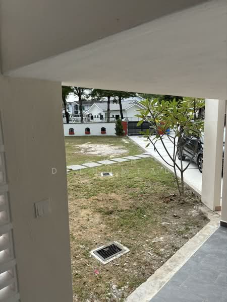 Bungalow for Rent in Seksyen 6 (Shah Alam) - Gwen Delhumeau - Exterior - PropertyGuru.com.my