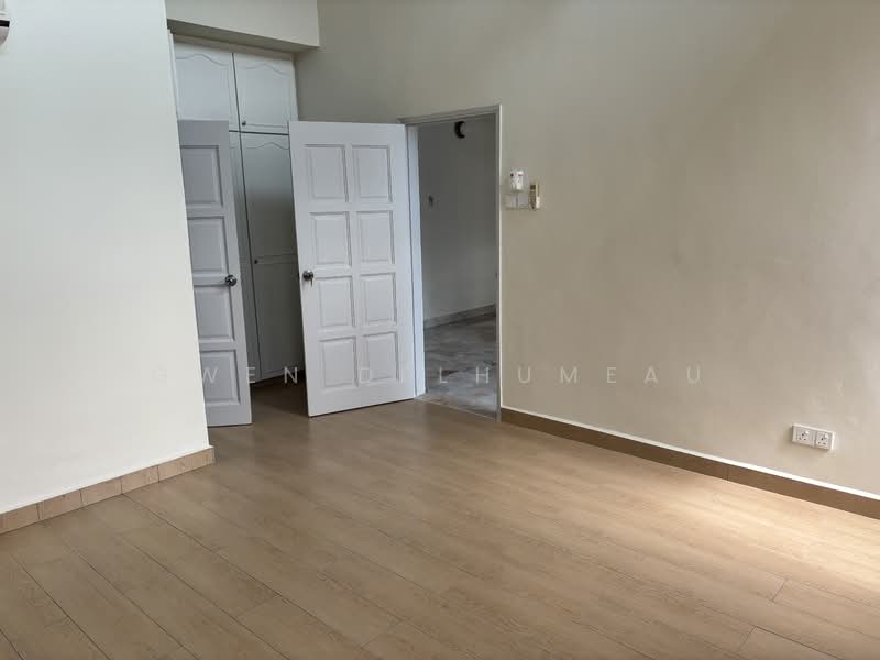 Bungalow for Rent in Seksyen 6 (Shah Alam) - Gwen Delhumeau - Master Bedroom - PropertyGuru.com.my