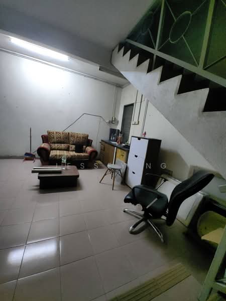 Factory for Sale in Kawasan Perindustrian Ringan Bercham (Ipoh) - Jessey Ng - Living Room - PropertyGuru.com.my