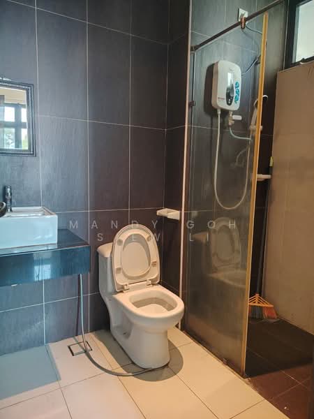 D'Secret Garden (Pangsapuri Kempas Indah) untuk Untuk Disewa - RM 1,900 /bulan, Mac 2026 - Bathroom - PropertyGuru.com.my