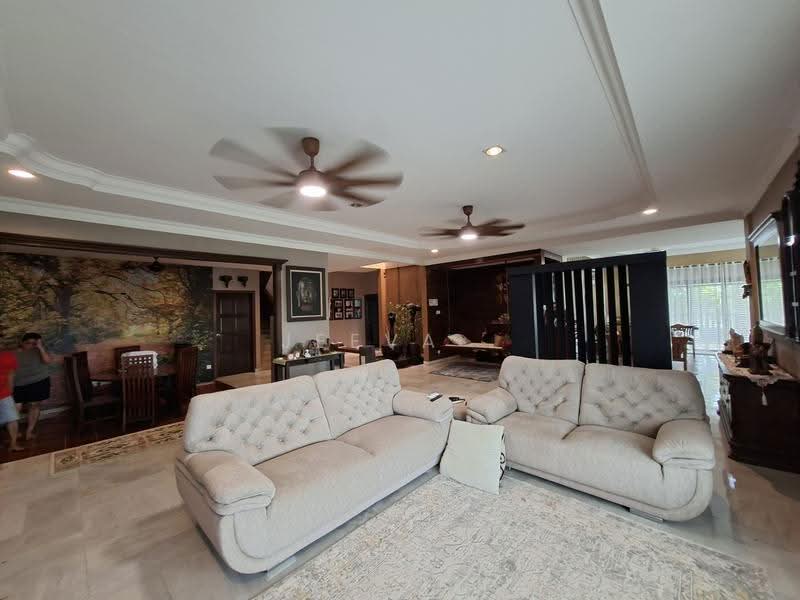 Bungalow House untuk Dijual di Bukit Rasah (Seremban) - Jeevs Jeeva - Living Room - PropertyGuru.com.my