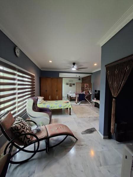 Bungalow House untuk Dijual di Bukit Rasah (Seremban) - Jeevs Jeeva - Living Room - PropertyGuru.com.my