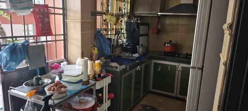 Taman Pelangi Indah untuk Untuk Dijual - RM 1,450,000, Mac 2026 - Kitchen - PropertyGuru.com.my