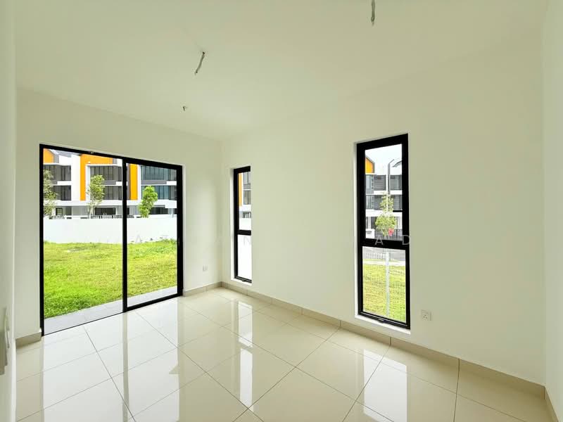 3-storey Terraced House for Sale in Ampang (Selangor) - Azman Ahmad - PropertyGuru.com.my