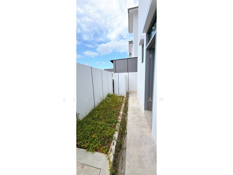 2-storey Terraced House for Rent in Johor Bahru (Johor) - Sharon Tan - Exterior - PropertyGuru.com.my