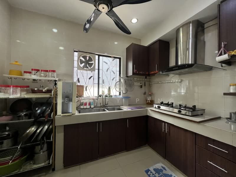 Semi-Detached House for Sale in Taman Segar (Cheras) - Jeffrey Pang - Kitchen - PropertyGuru.com.my