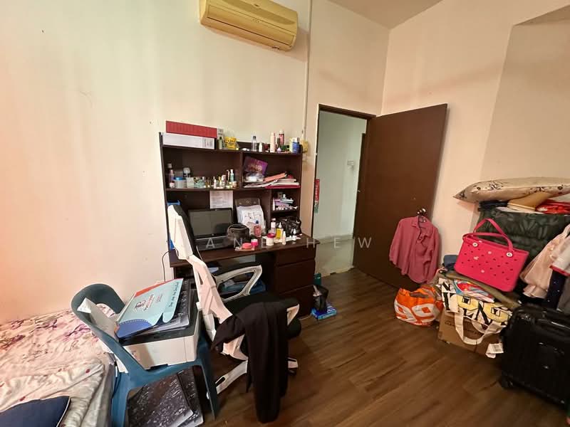 Villa Wangsamas untuk Untuk Dijual - RM 500,000, Mac 2026 - Bedroom - PropertyGuru.com.my