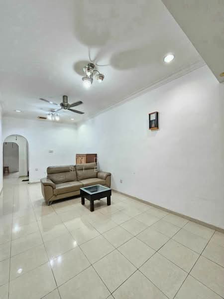 1-storey Terraced House for Sale in Tebrau (Johor) - Mandy Goh Siew Li - Living Room - PropertyGuru.com.my