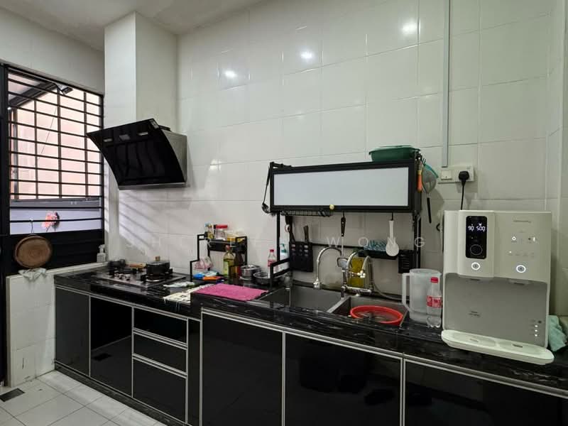Kempas Utama untuk Untuk Disewa - RM 4,500 /bulan, Mac 2026 - Kitchen - PropertyGuru.com.my