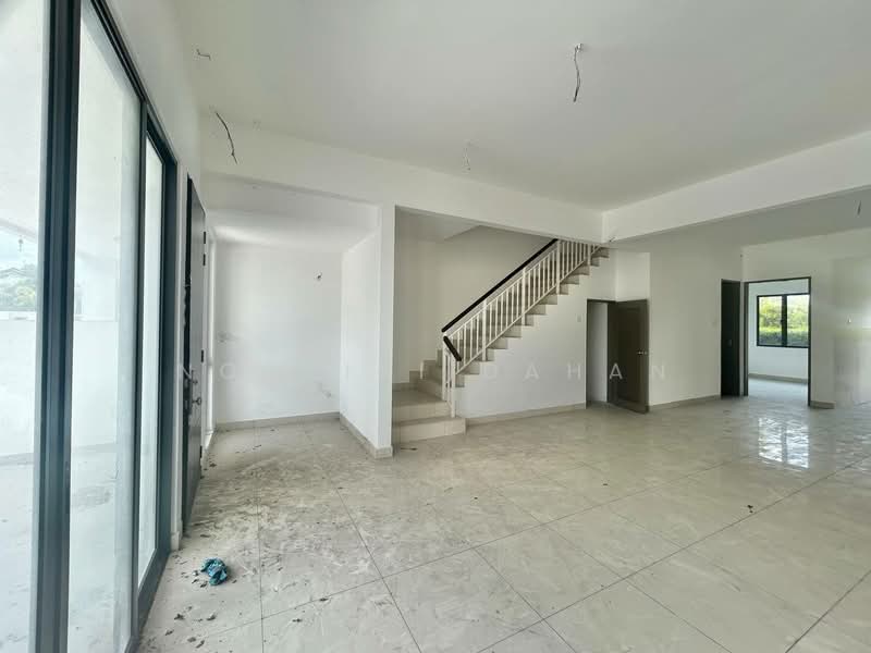 Diamond City untuk Untuk Dijual - RM 630,000, Mac 2026 - Living Room - PropertyGuru.com.my