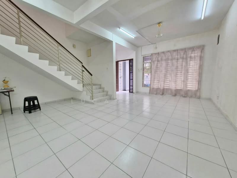 Terraced House for Sale in Johor Bahru (Johor) - Lucas Lee - Living Room - PropertyGuru.com.my