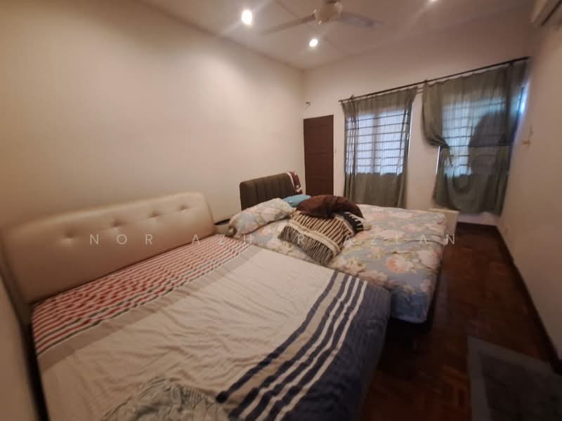 Usj 2 untuk Untuk Dijual - RM 870,000, Mac 2026 - Bedroom - PropertyGuru.com.my