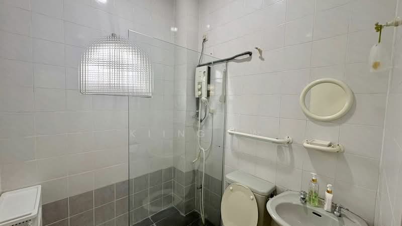 2-storey Terraced House for Sale in Bandar Sri Damansara (Selangor) - Kiing TW - Bathroom - PropertyGuru.com.my