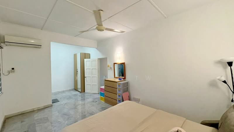 2-storey Terraced House for Sale in Bandar Sri Damansara (Selangor) - Kiing TW - Bedroom - PropertyGuru.com.my