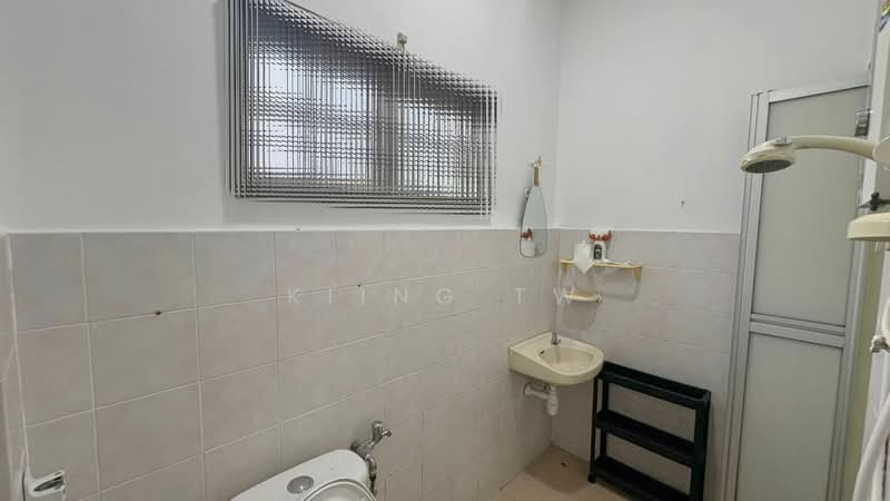 2-storey Terraced House for Sale in Bandar Sri Damansara (Selangor) - Kiing TW - Bathroom - PropertyGuru.com.my