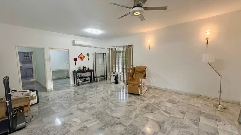 2-storey Terraced House for Sale in Bandar Sri Damansara (Selangor) - Kiing TW - Living Room - PropertyGuru.com.my