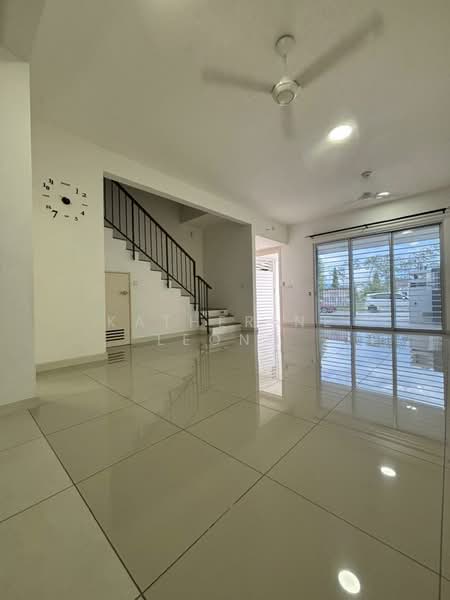 Garland Residence untuk Untuk Dijual - RM 650,000, Mac 2026 - Living Room - PropertyGuru.com.my