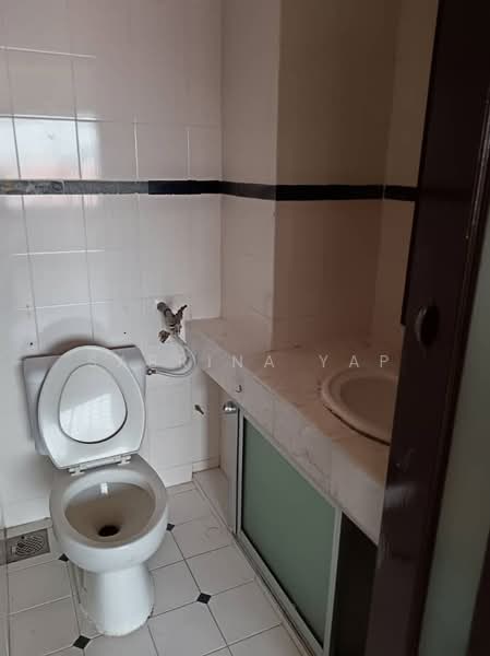 Apartment for Rent at Prima Saujana - Sabrina Yap - Bathroom - PropertyGuru.com.my