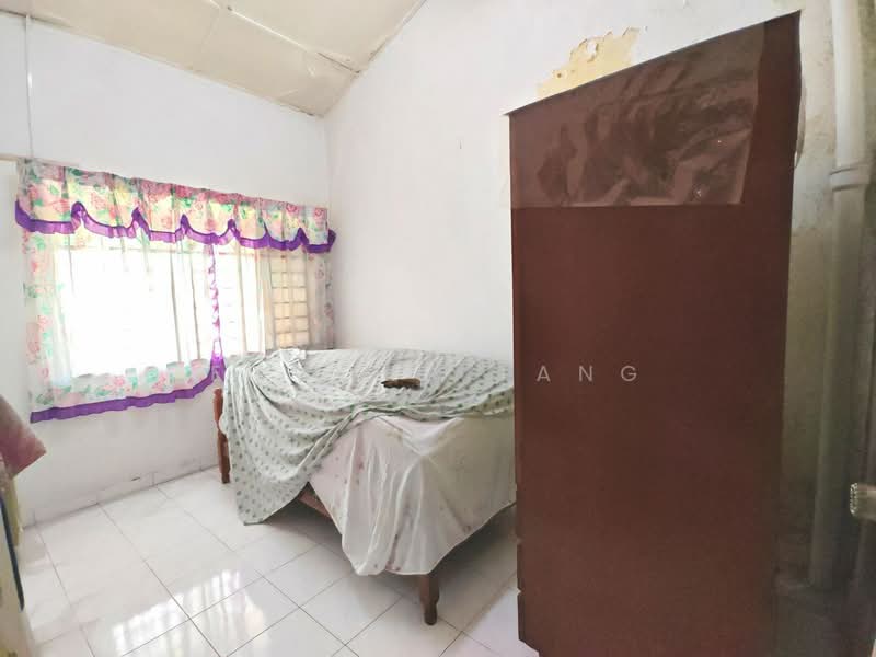 2-storey Terraced House for Sale in Bandar Baru Permas Jaya (Permas Jaya) - Edmond Tang - Bedroom - PropertyGuru.com.my