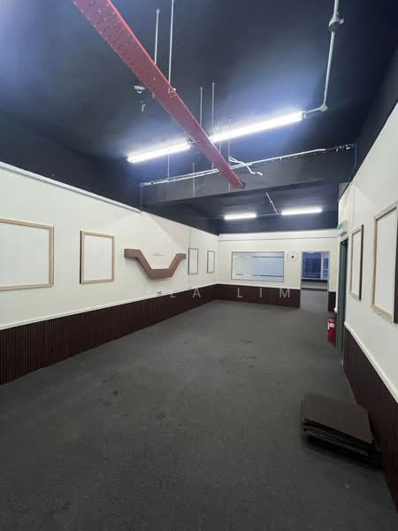 Shop / Office for Rent in Taman Mount Austin (Tebrau) - Shela Lim - Interior - PropertyGuru.com.my