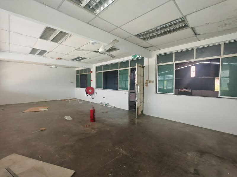 Detached Factory for Rent in Taman Makmur (Lunas) - Tommy Gan - Interior - PropertyGuru.com.my