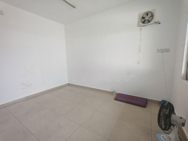 Detached Factory for Rent in Taman Makmur (Lunas) - Tommy Gan - Interior - PropertyGuru.com.my